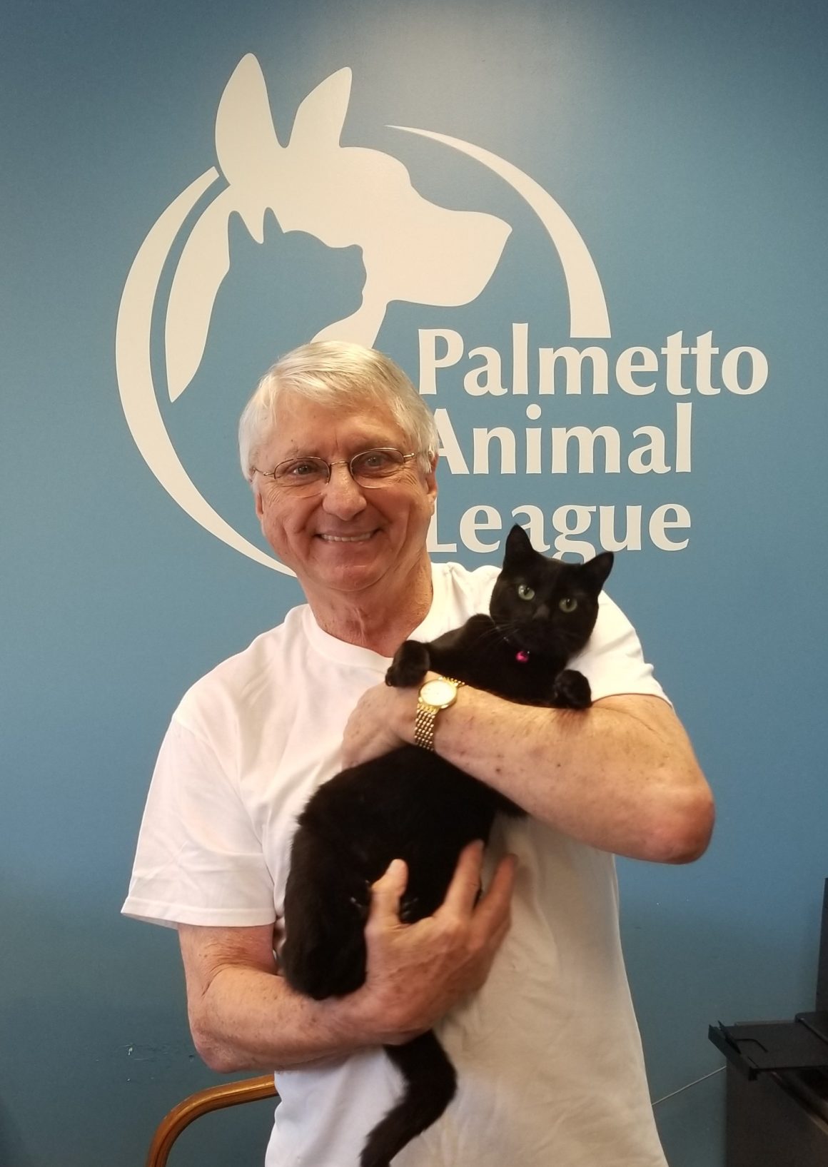 Volunteer Makes It His Mission to Get Shelter Pets Adopted